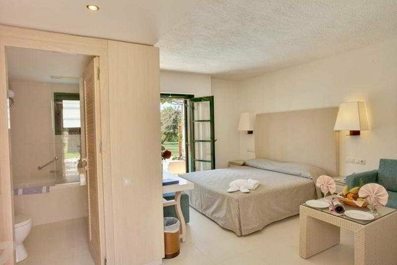 Allsun Zorbas Village Hersonissos  Bagian luar foto
